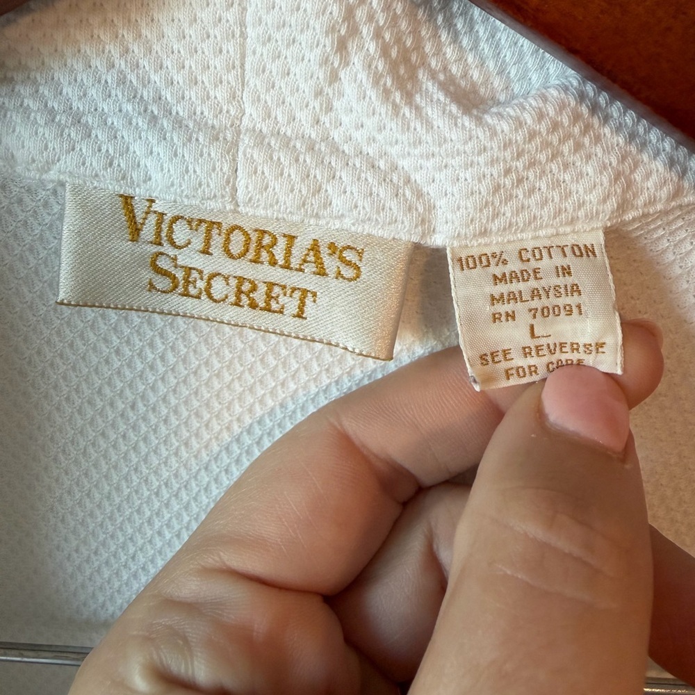 ✨VINTAGE✨ Victoria's Secret Pajama SET / Top + Shorts SZ Large - Picture 3 of 4